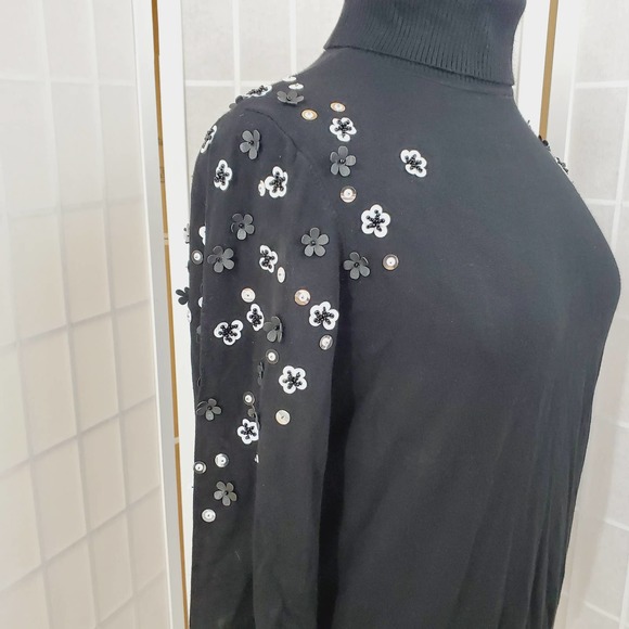 Alfani Floral Turtleneck Sweater Top Size: Medium - Picture 7 of 8